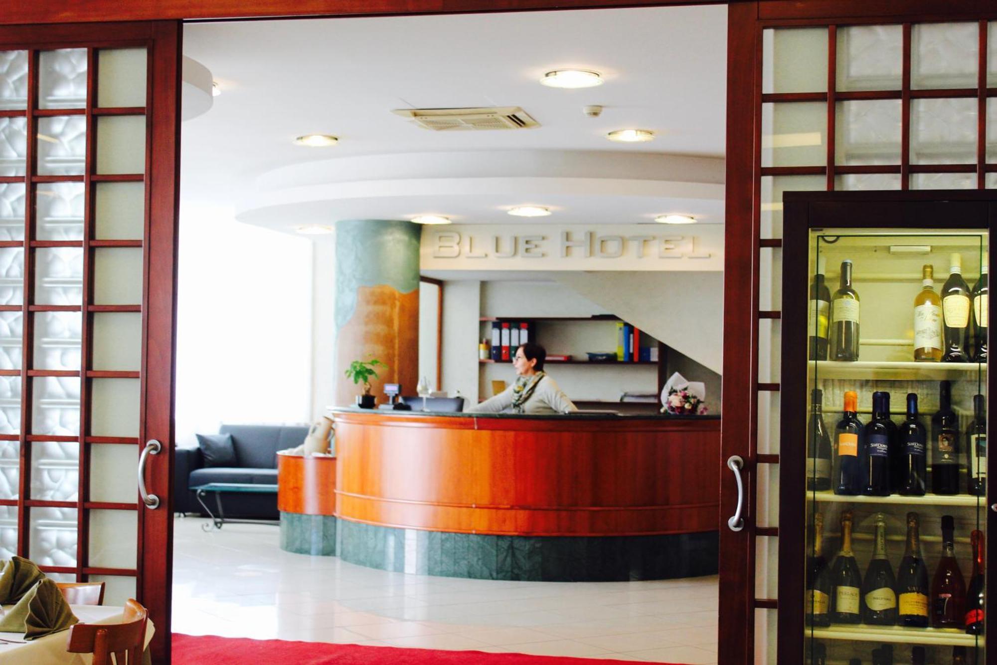 Blue Loft Hotel Cesenatico Buitenkant foto