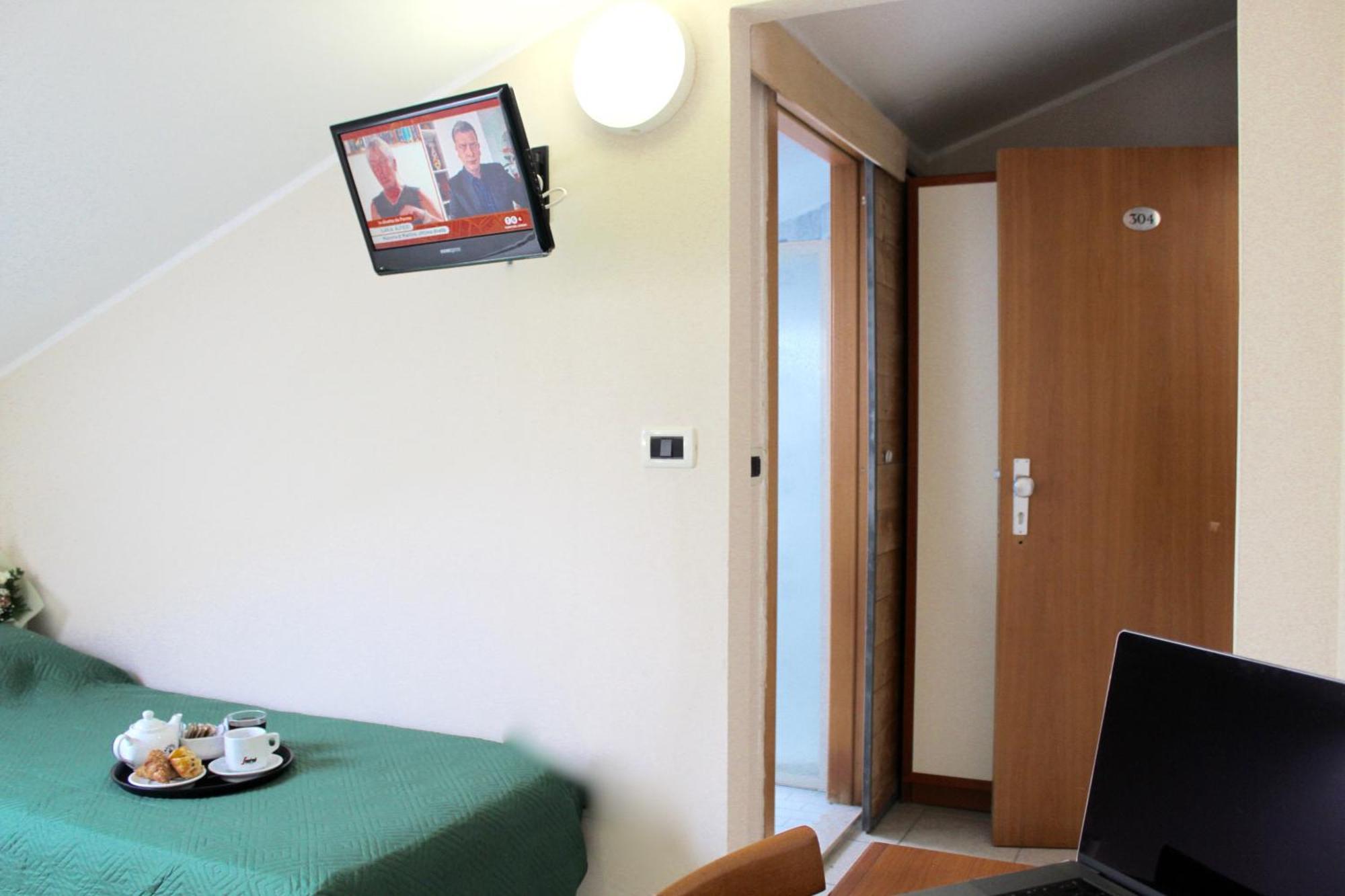 Blue Loft Hotel Cesenatico Buitenkant foto