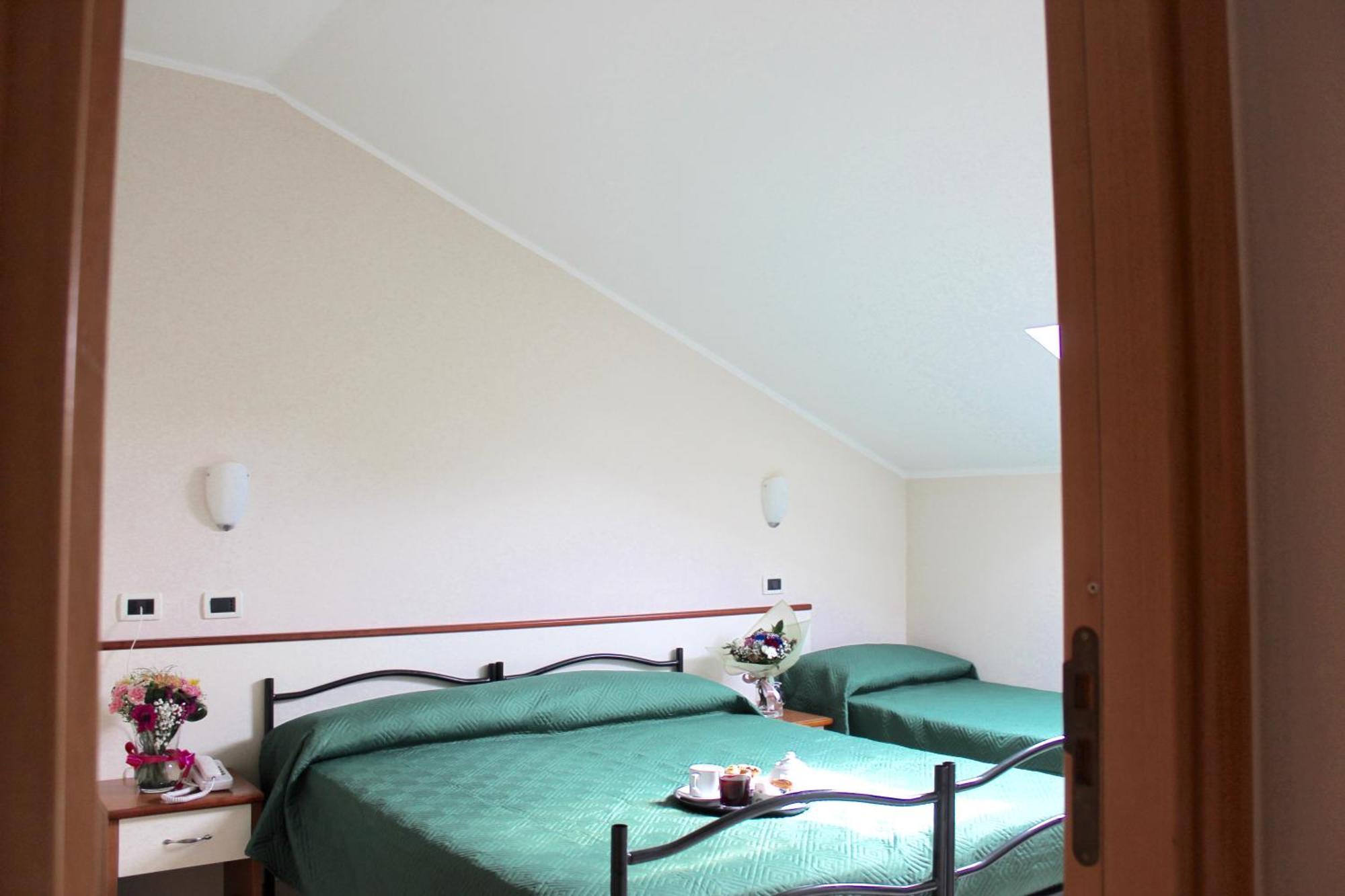 Blue Loft Hotel Cesenatico Buitenkant foto