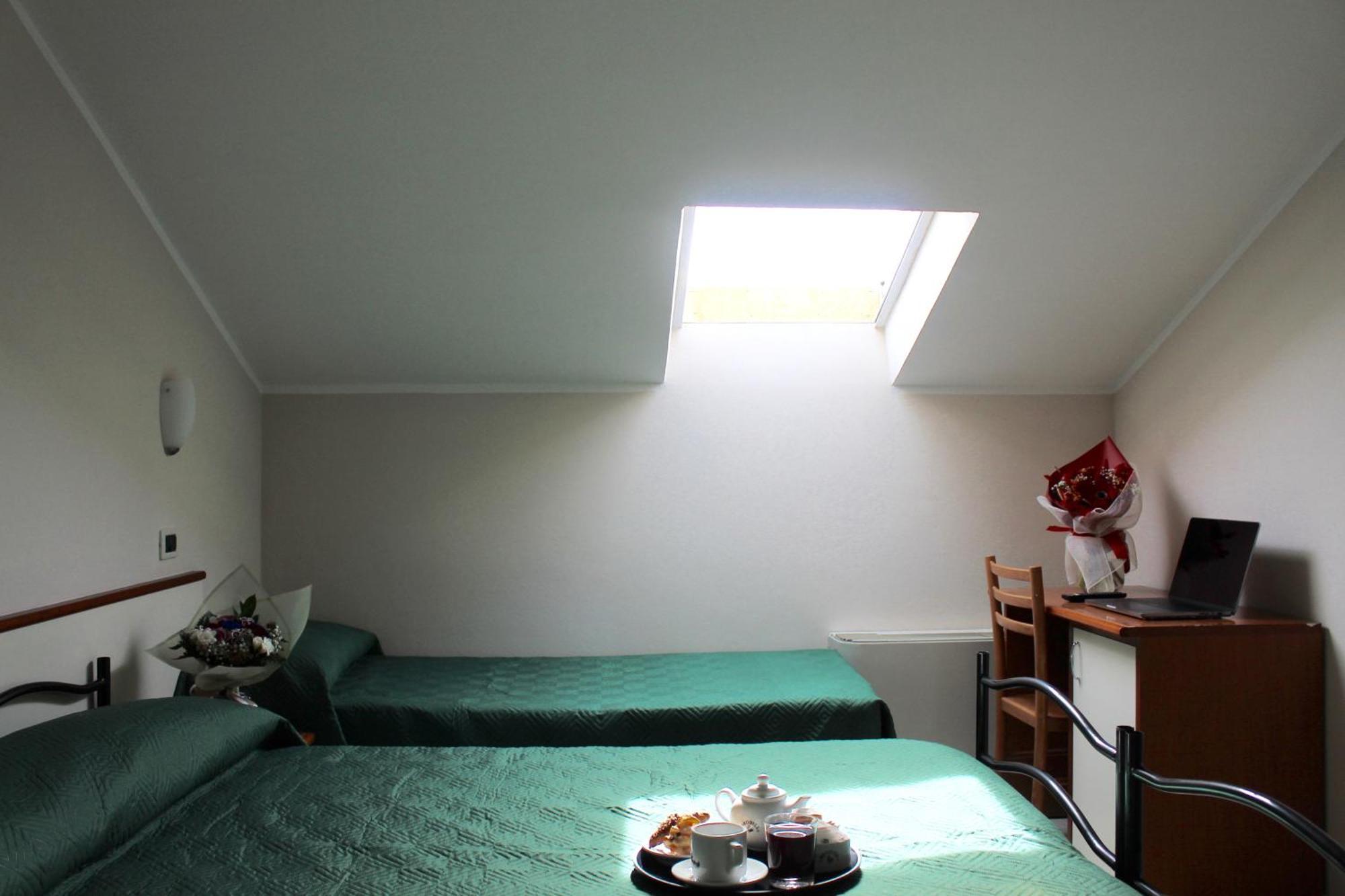 Blue Loft Hotel Cesenatico Buitenkant foto